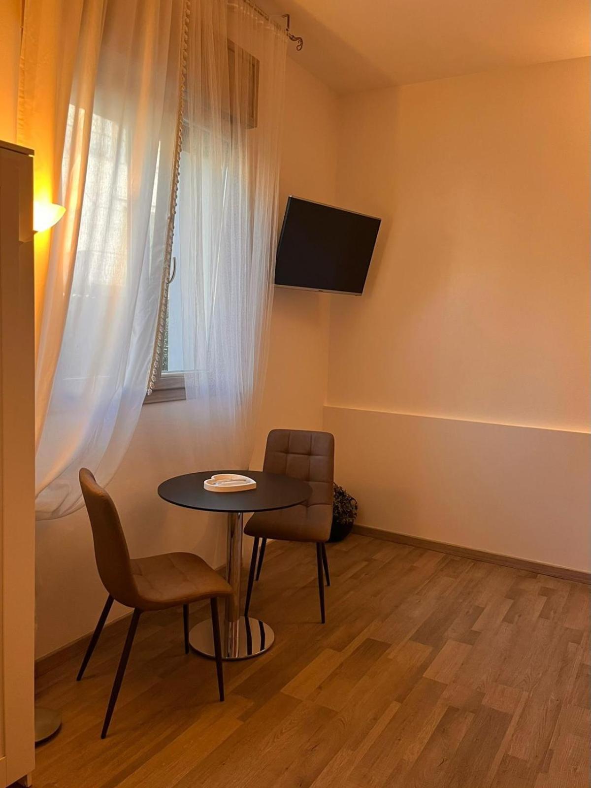 Harmony Lake Sirmione Exterior foto