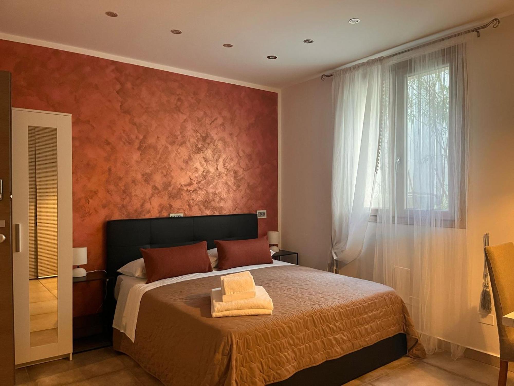 Harmony Lake Sirmione Exterior foto